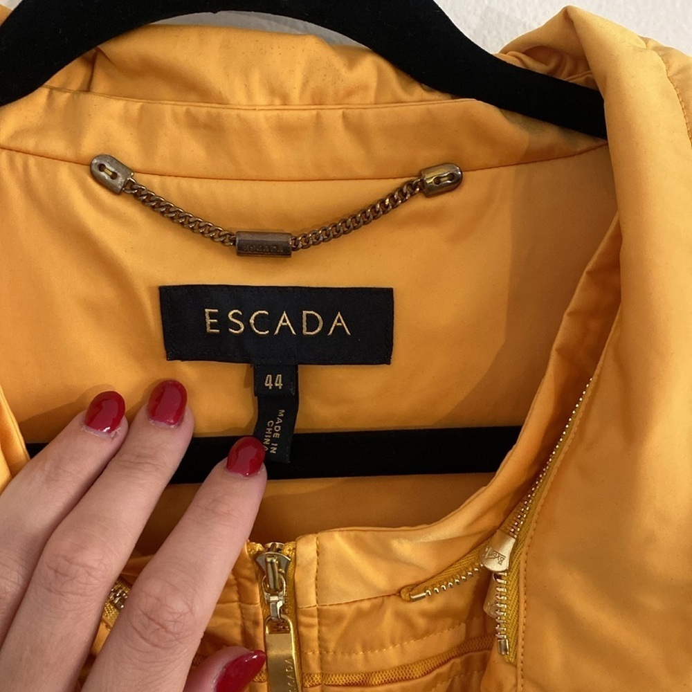 Escada Yellow Utility Jacket - Picture 2 of 13